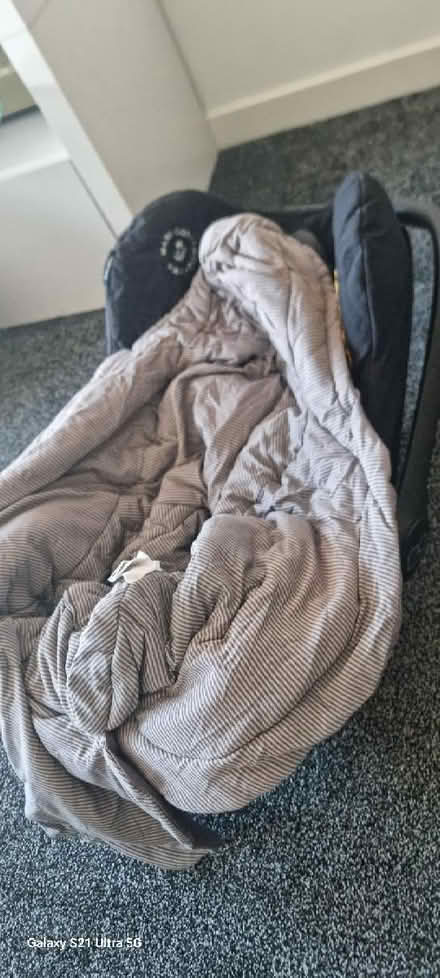 Photo of free Baby car seat (Edinburgh EH4) #4