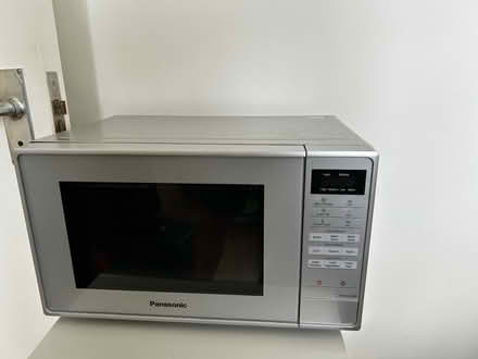 Photo of free Microwave (Chelsea Village SW3) #1