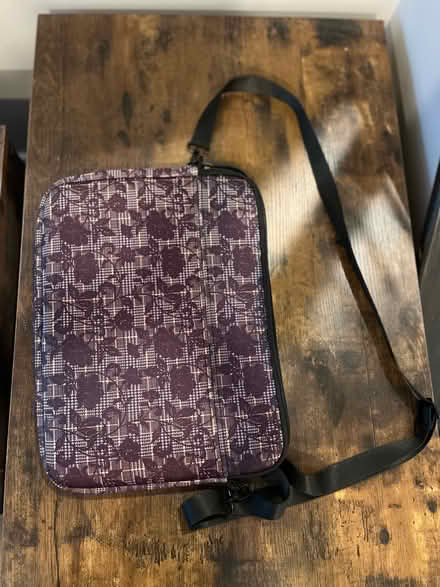 Photo of free laptop bag (Washington, DC, 20003) #1