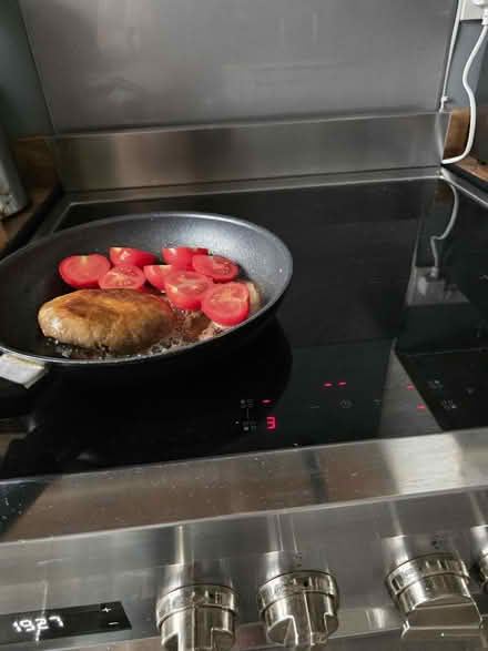 Photo of free Oven with damaged induction hob DeLonghi stainless steel (Rufford L40) #3