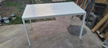 Photo of free White desk 125x75 cm (Beckenham) #2