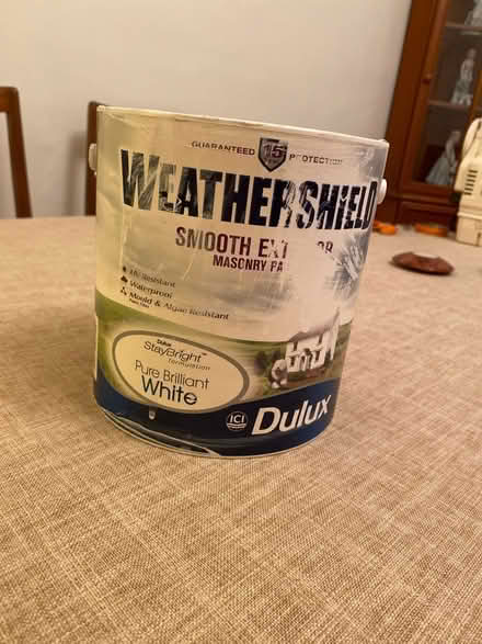 Photo of free Exterior white paint (Sidcup/NewEltham) #1