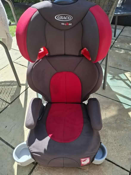 Photo of free Graco car booster seat (Leigh on Sea SS9) #1
