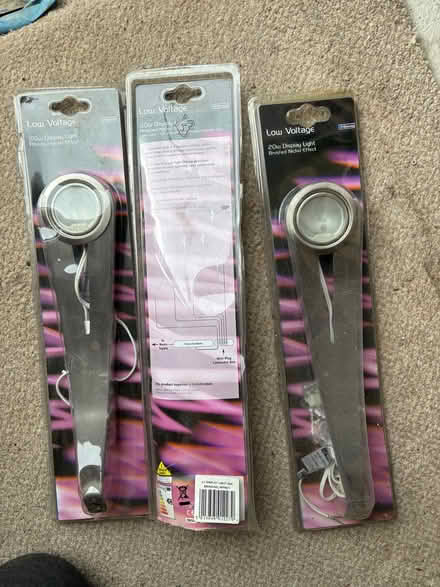 Photo of free 3 Display Lights (Tinshill LS16) #1