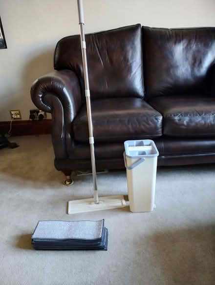 Photo of free Flat mop, bucket, pads and instructions (Frindsbury Extra ME2) #1