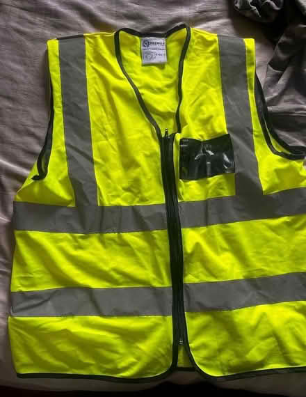 Photo of free Hi- Vis (Sandhurst) #1