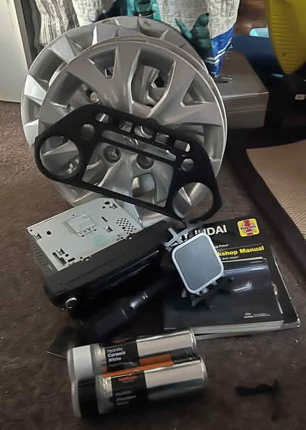 Photo of free Hyundai I 10 stereo and miscellaneous items (Stockwood BS14) #1