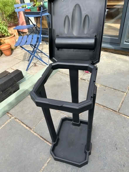 Photo of free Camping rubbish bag holder (Camberley GU15) #1