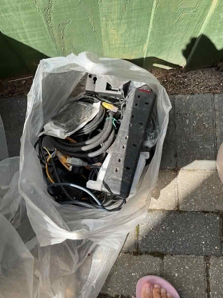 Photo of free Assorted Cables & Sockets (DA12) #1