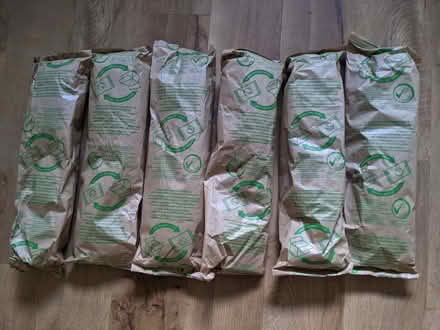 Photo of free 6 Paper packaging (Finchampstead RG40) #1