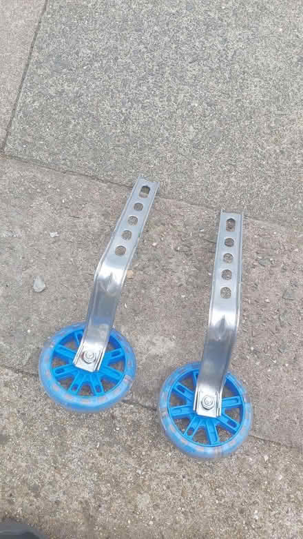 Photo of free Kids Bike Stabilisers Support (W4) #1