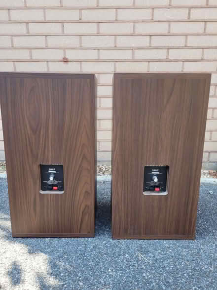 Photo of free Marantz Hi Fi Speakers (Ferndown BH22) #2