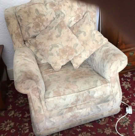 Photo of free Armchair (Bearwood B66) #3