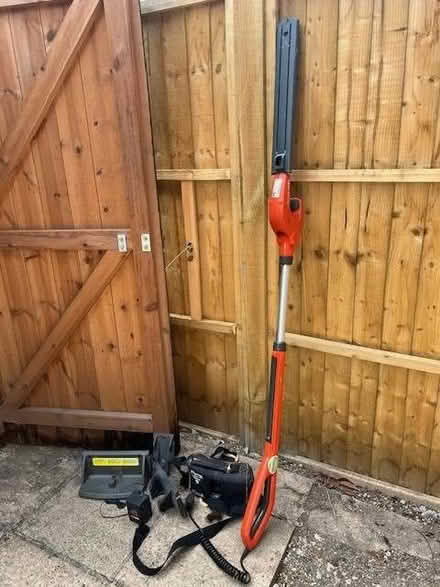 Photo of free Hedgetrimmer (Caversham Heights RG4) #2
