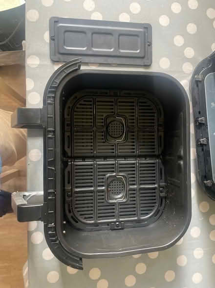 Photo of free Instant Vortex Large Air Fryer (Leek Wootton CV35) #4