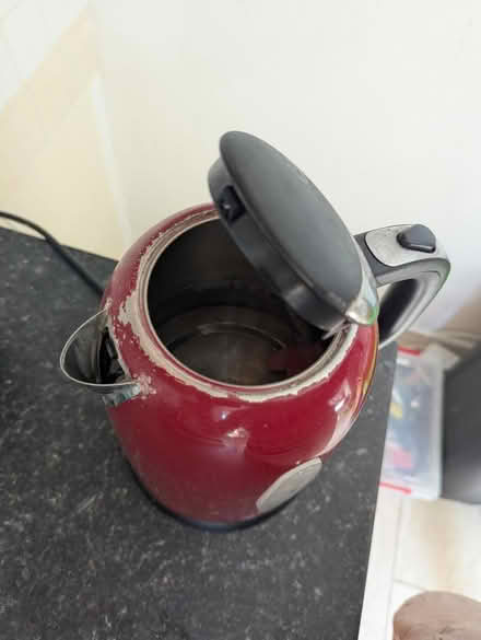 Photo of free Russel hobbs kettle (CM12) #2