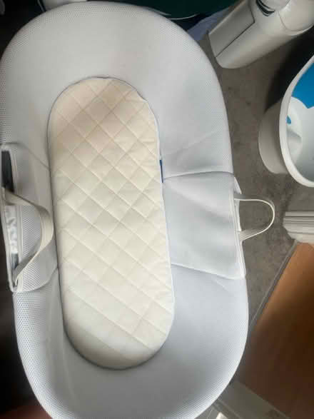 Photo of free Shnuggle curve Moses basket & stand (Grove Park SE12) #4
