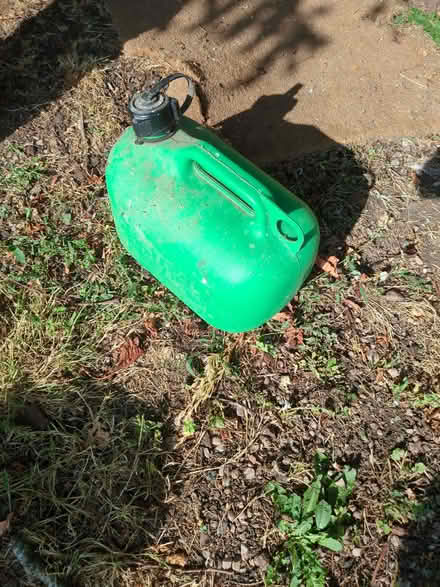 Photo of free Petrol can (Bradley ST18) #1
