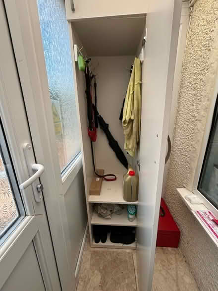 Photo of free Cupboard (AL10 0HS) #2