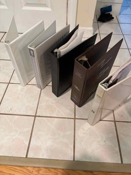 Photo of free Assorted 3-ring binders (Simsbury) #1