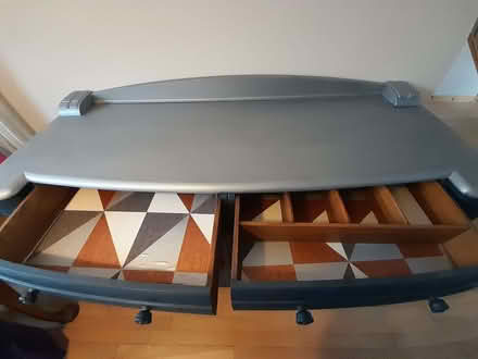 Photo of free sideboard (Mortonhall EH17) #4