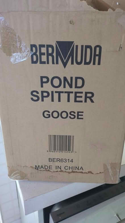 Photo of free Pond spitter goose (Markfield LE67) #2