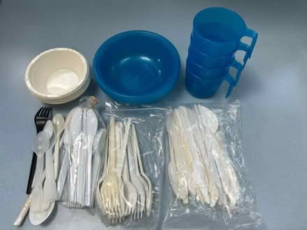 Photo of free Plastic picnic bowls etc (Droitwich WR9) #1