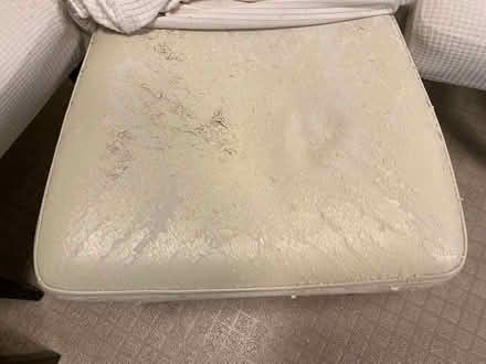 Photo of free 6 Dining room chairs (Thomas point area) #4