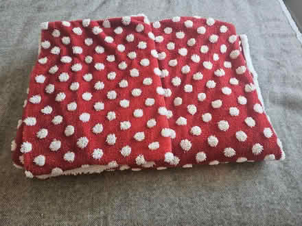 Photo of free Fluffy/fleecy single duvet cover and pillowcase (Malvern Link WR14) #1