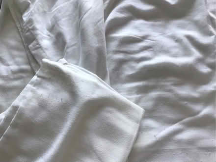 Photo of free Kingsize duvet cover and 2 pillow cases (Mudeford BH23) #1