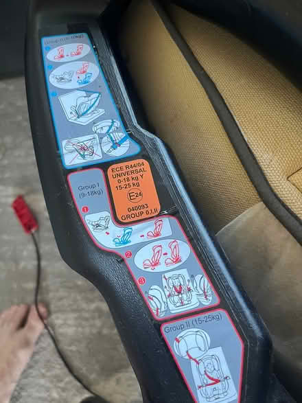 Photo of free Car seat (Queens Park) #4