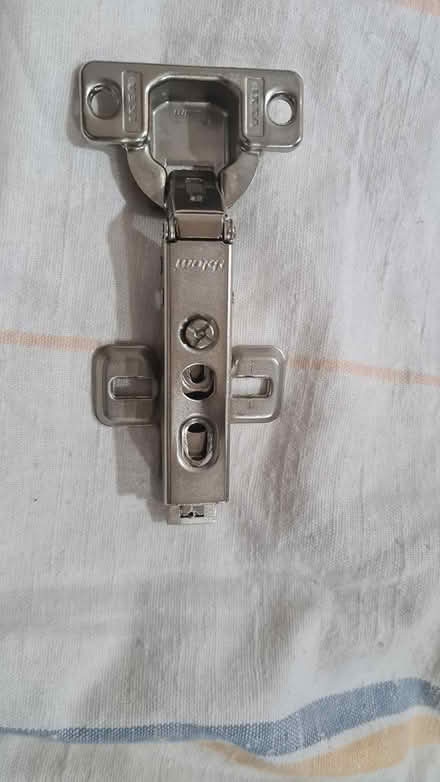 Photo of Ikea hinge (E17 ...) #1
