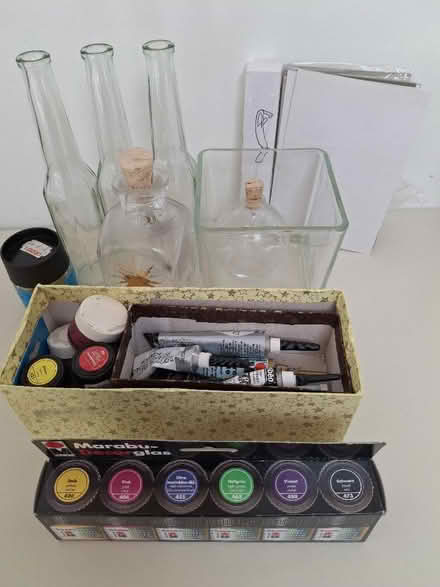 Photo of free Glass painting bits (Southborough TN4) #1