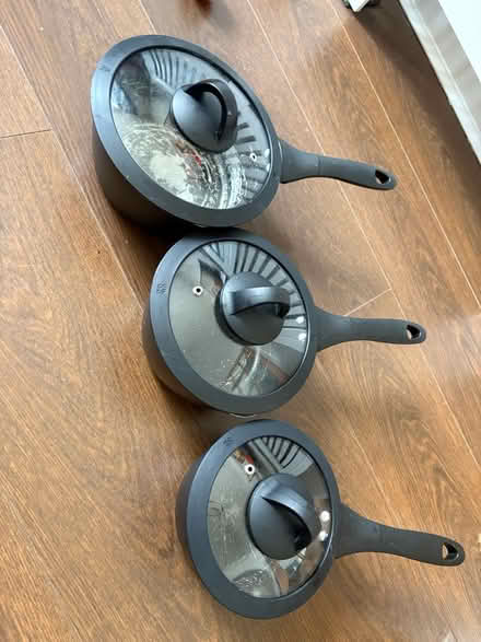 Photo of free Pan set (L13) #1