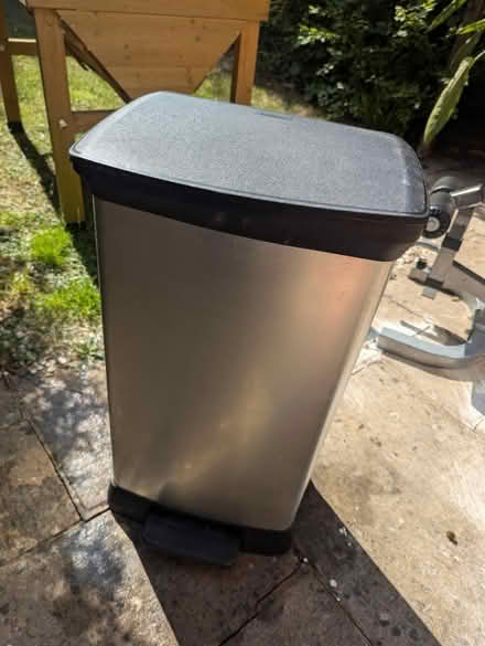 Photo of free 50l silver kitchen bin (CM12) #1