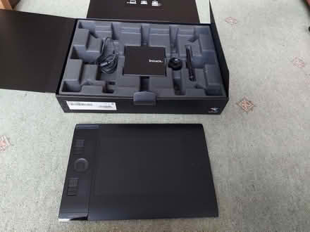 Photo of free Wacom intuos 4 Professional Pen Tablet (Congleton CW12) #1