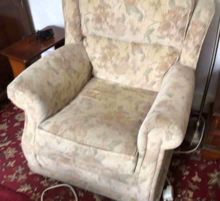 Photo of free Armchair (Bearwood B66) #2