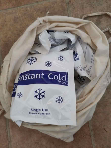 Photo of free instant cold packs (Leckhampton GL53) #1