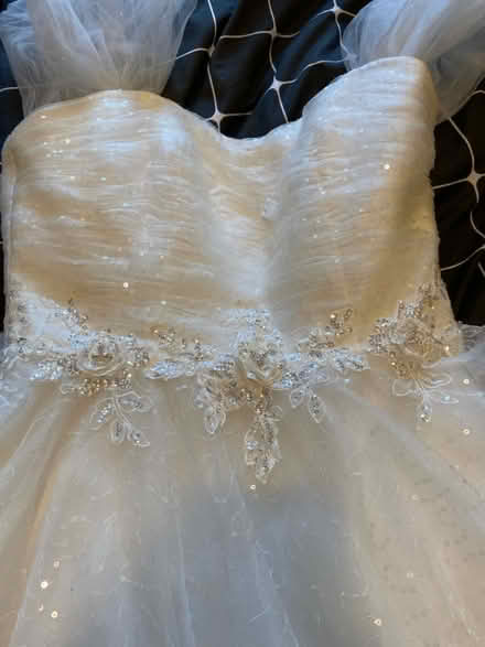 Photo of free Tea length wedding dress (Bracknekl RG12) #2