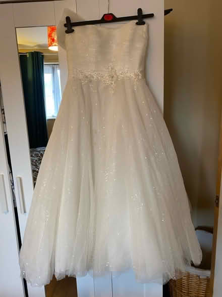 Photo of free Tea length wedding dress (Bracknekl RG12) #1