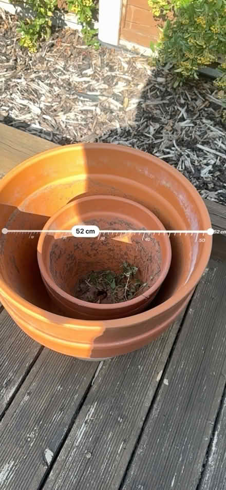 Photo of free 4 ceramic pots (Croxley Green) #2