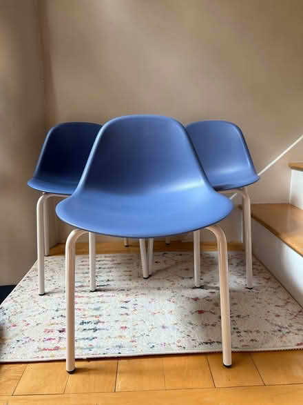 Photo of free Kids chairs (North End Boston) #1