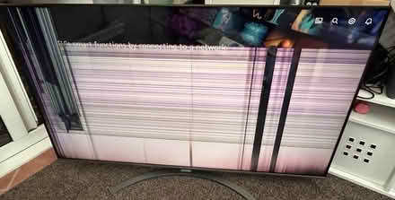 Photo of free LG OLED TV screen damage (Wollaton NG8) #2