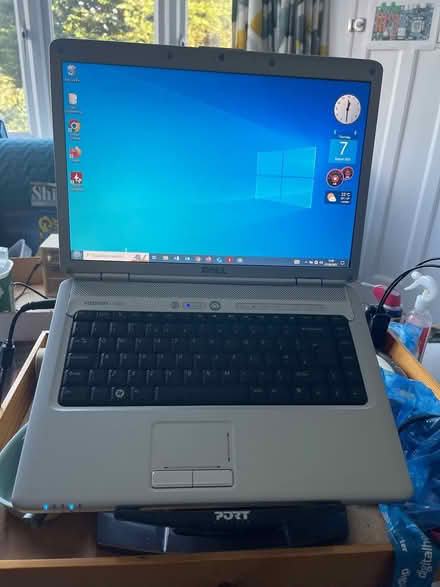 Photo of free Pink laptop for Charity (ealing W5) #2