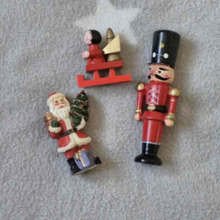 Photo of free Christmas decoration (Leigh Park PO9) #1