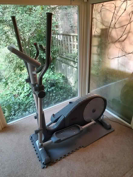 Photo of free Bremshey Elliptical Trainer electr (Chalfont St. Peter SL9) #1