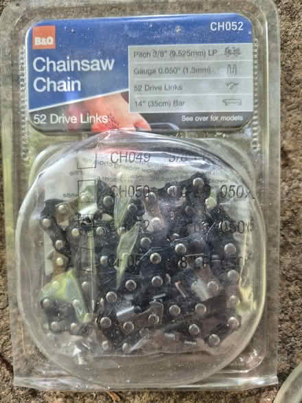 Photo of free Chainsaw chain (new) 14" (Stroud top of town) #1