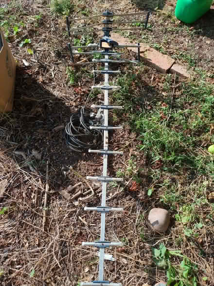 Photo of free Rooftop TV aerial (Bradley ST18) #1