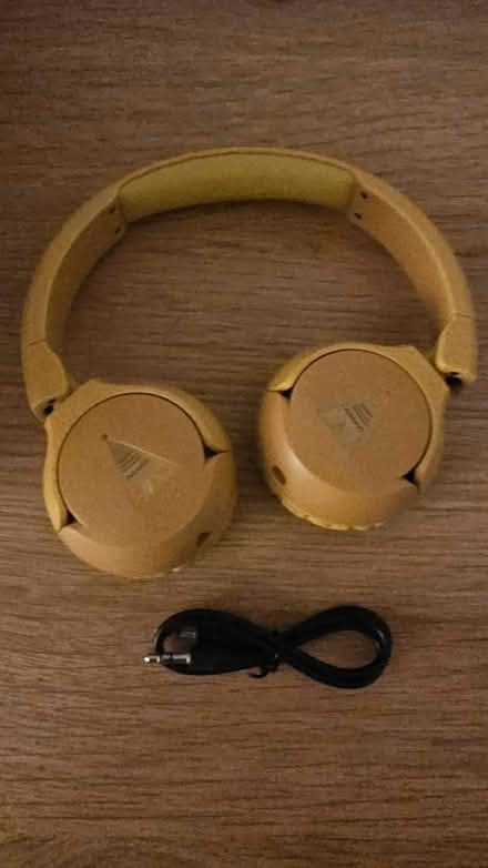 Photo of free Kid size headphones (Lewisham SE13) #1