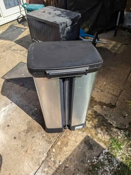 Photo of free 50l silver kitchen bin (CM12) #4